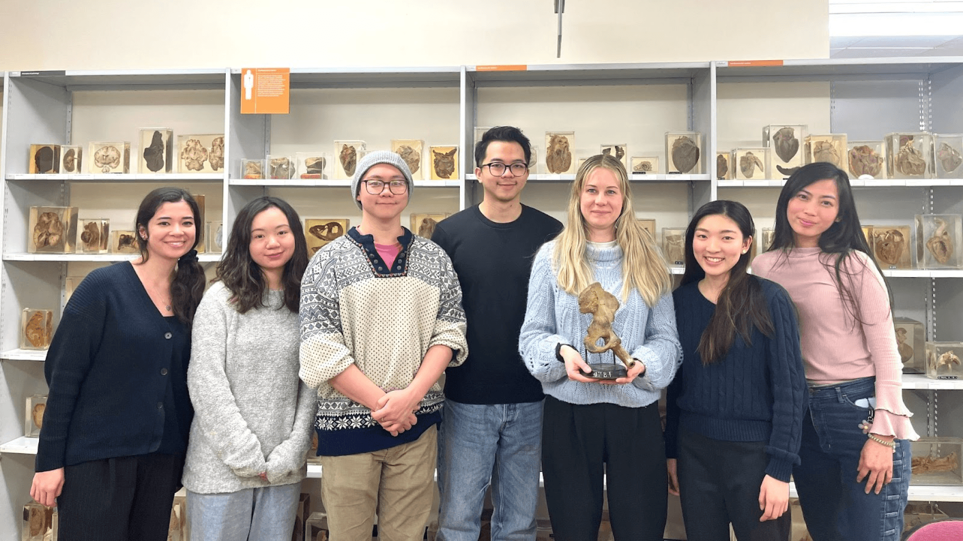Group photo of the GIMII UCL 3D scanning workshop